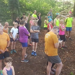 Lots of people from 80s Rewind Festival at parkrun today!